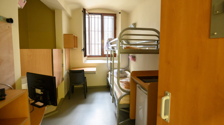 Προνομιακή μεταχείριση για τον Σαρκοζί στη φυλακή: Ο μόνος κρατούμενος που δέχεται τέσσερις επισκέψεις την εβδομάδα