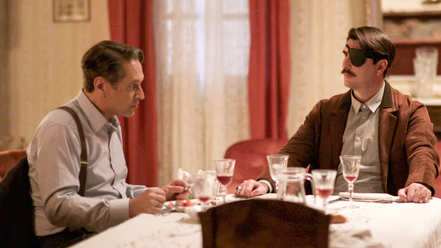 «Άγριες Μέλισσες»:  Η επιστροφή του Προκόπη αναστατώνει το χωριό