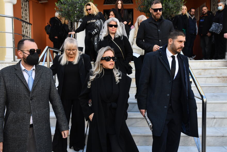 Νίκος Φλωρινιώτης: Σε κακή ψυχολογική κατάσταση η αδερφή και η μητέρα του στο μνημόσυνό του