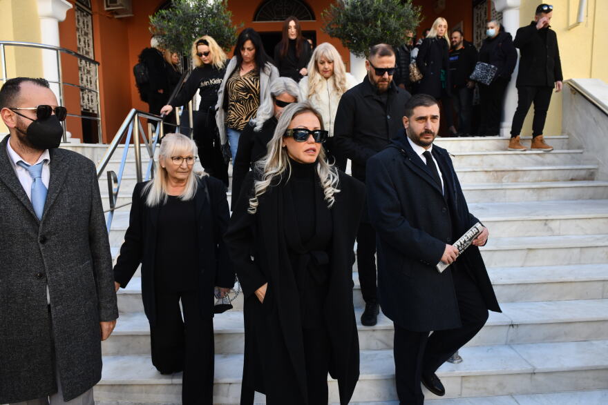 Νίκος Φλωρινιώτης: Σε κακή ψυχολογική κατάσταση η αδερφή και η μητέρα του στο μνημόσυνό του