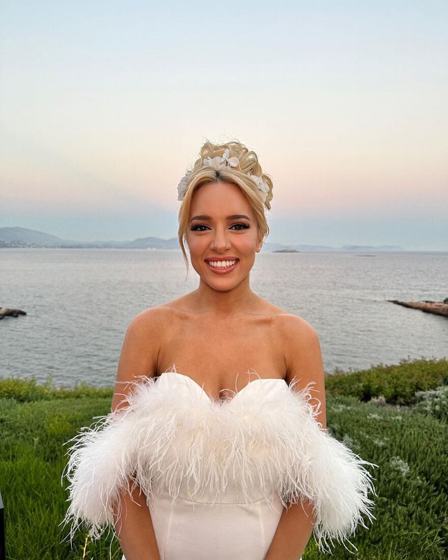 Καλομοίρα: Οι φωτογραφίες και τα βίντεο από το πάρτι του συζύγου της, Γιώργου Μπούσαλη