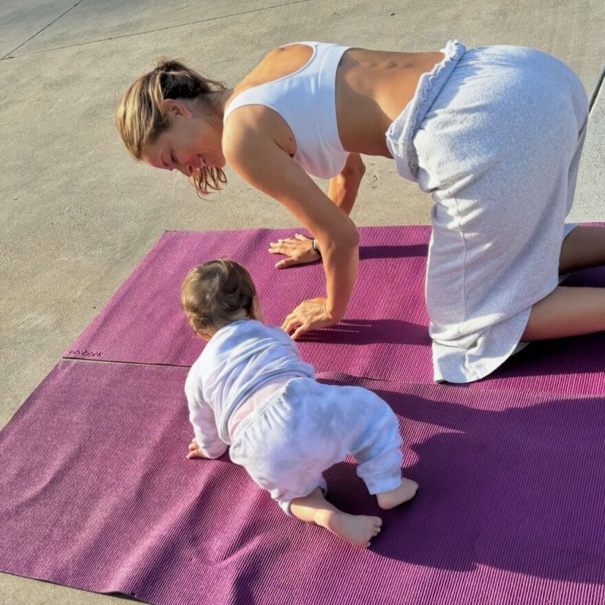 Μαρία Μενούνος: Κάνει πρωινή γυμναστική με την ενός έτους κόρη της