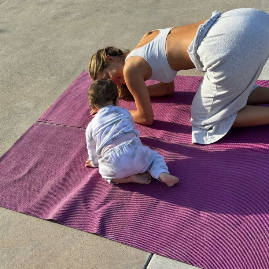 Μαρία Μενούνος: Κάνει πρωινή γυμναστική με την ενός έτους κόρη της
