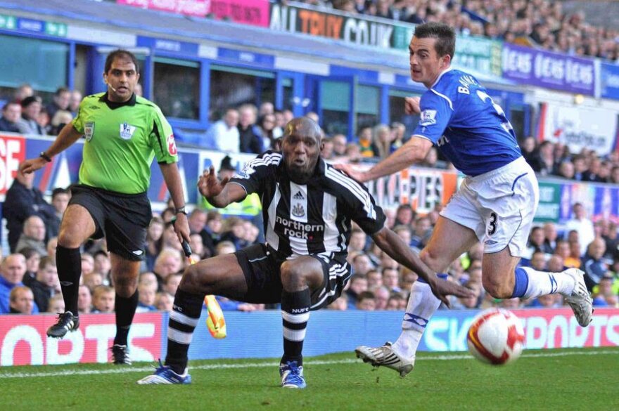 Πρώην παίκτης των Ρεάλ, Τσέλσι και Λάρισας ζητά διαζύγιο γιατί τα παιδιά δεν είναι δικά του!