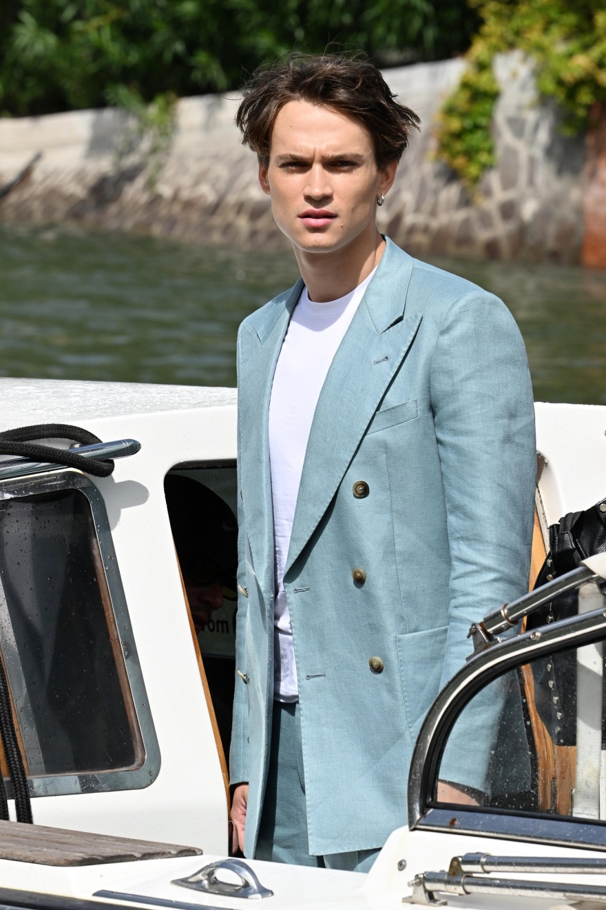 Ο Ιταλός που «έκλεψε» την καρδιά της κόρης της Μόνικα Μπελούτσι - Δείτε φωτογραφίες