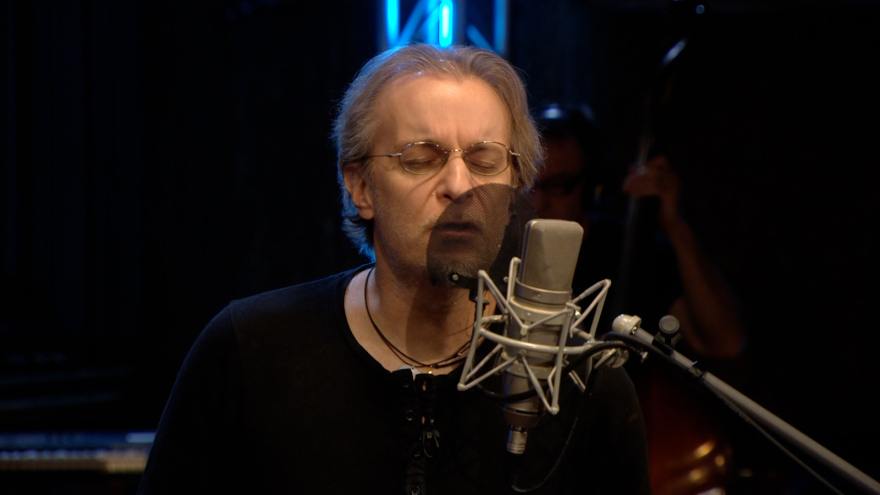 Το «Σπίτι με το Mega» και ο Γιώργος Νταλάρας τιμούν τον Μίκη Θεοδωράκη