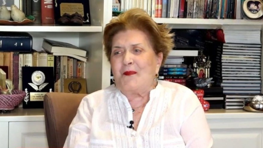 Βάσια Τριφύλλη: Μετάνιωσα που διέκοψα εγκυμοσύνη δύο φορές