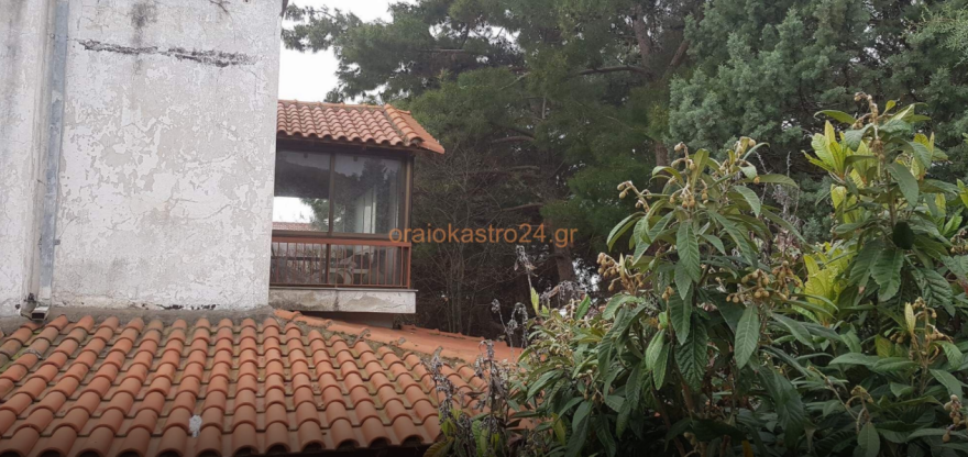 Όμηροι 8 μήνες στο Ωραιόκαστρο: Νέες φωτογραφίες από το σπίτι κολαστήριο 