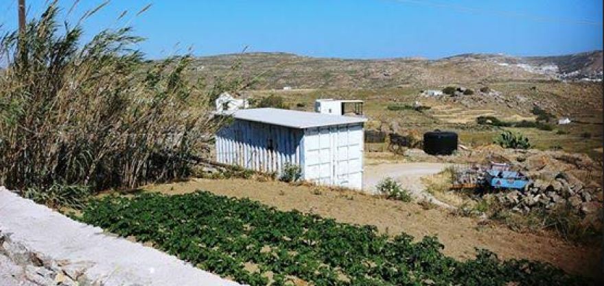 Η Μύκονος γίνεται... Πέραμα με τα κοντέινερ-σπίτια για τους εργαζόμενους