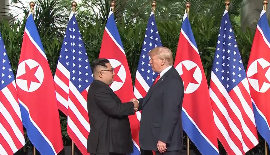 Ολοκληρώθηκε η ιστορική συνάντηση Τραμπ-Κιμ: Πήγε καλύτερα από ό,τι περιμέναμε
