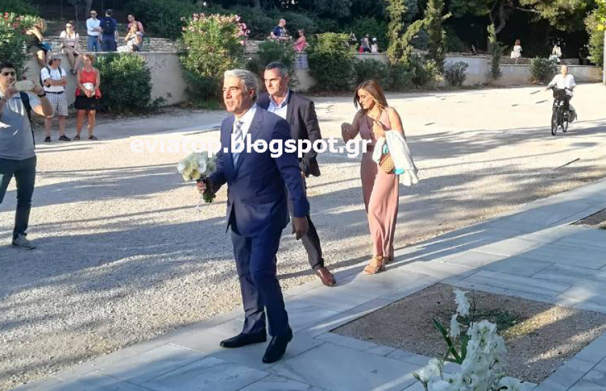 Φωτογραφίες: Γαμπρός για δεύτερη φορά  ο Σίμος Κεδίκογλου