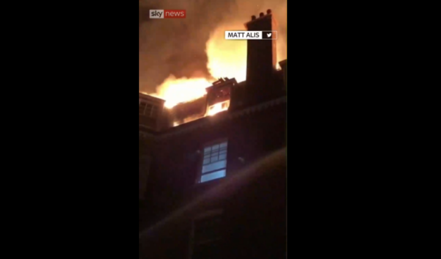 Λονδίνο: Υπό πλήρη έλεγχο η φωτιά στην πολυκατοικία