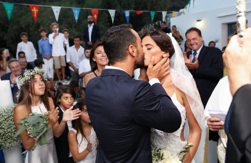 Χριστίνα Μπόμπα και Σάκης Τανιμανίδης γιόρτασαν την 4η επέτειο γάμου τους με ένα αδημοσίευτο βίντεο