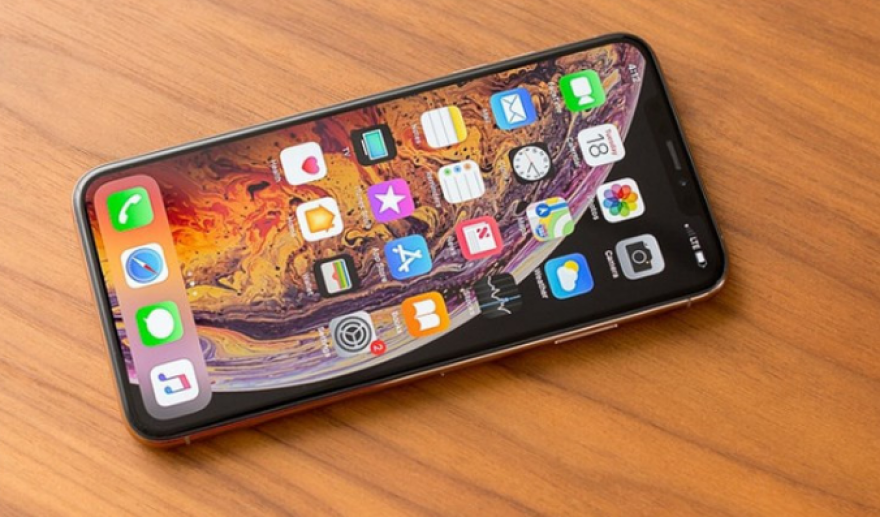 Παράπονα από χρήστες των νέων iPhones για πρόβλημα στη φόρτισή τους