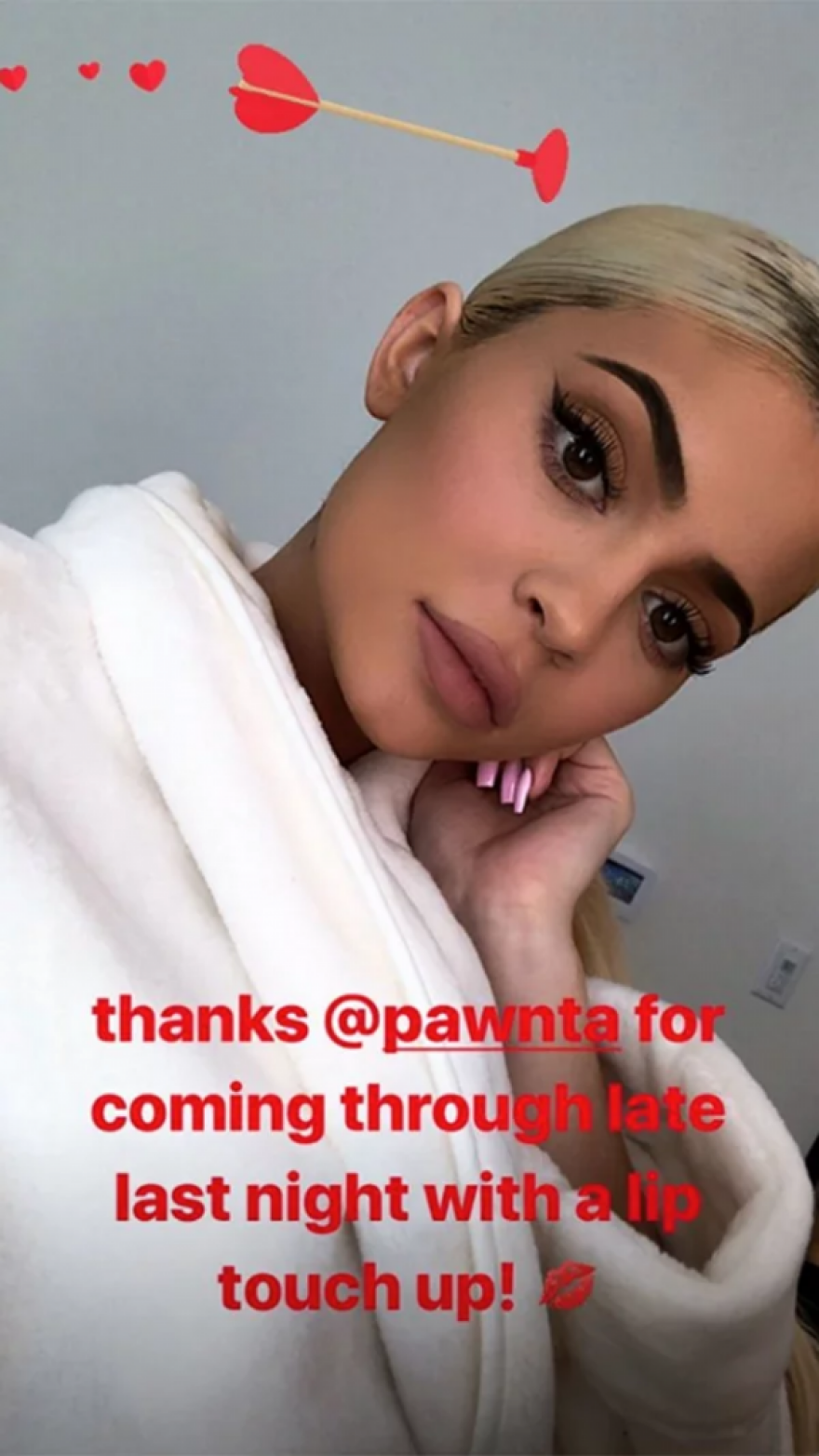 Kylie Jenner: Ξαναφούσκωσε τα χείλη της