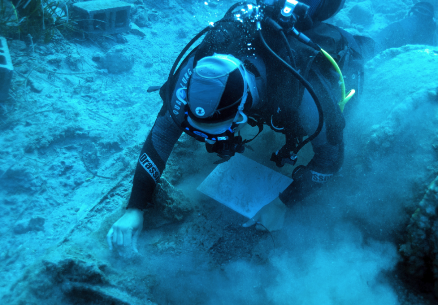 Φωτογραφίες από το πλοίο του λόρδου Έλγιν που ναυάγησε με μέρος των Μαρμάρων του Παρθενώνα