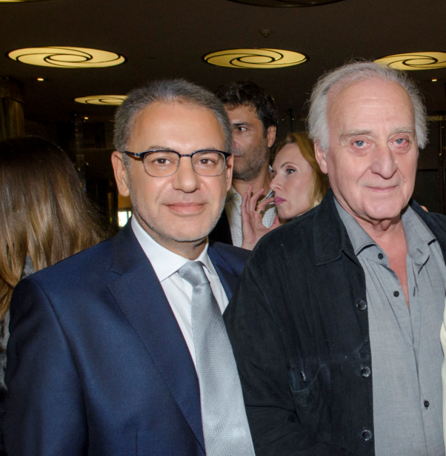 Λαμπερές παρουσίες στην πρεμιέρα της παράστασης «Οι Μάγισσες της Σμύρνης»