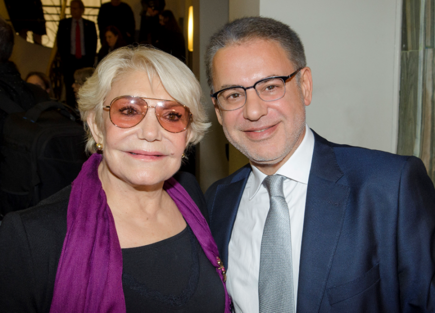 Λαμπερές παρουσίες στην πρεμιέρα της παράστασης «Οι Μάγισσες της Σμύρνης»