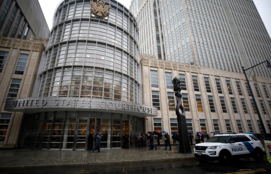 ΗΠΑ: Στο εδώλιο ο «Ελ Τσάπο» - Ως «αποδιοπομπαίο τράγο» τον παρουσιάζει ο δικηγόρος του  