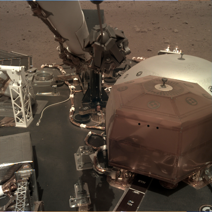 Νέο «άλμπουμ» από τον πλανήτη Άρη έστειλε το InSight: Είστε όλοι επίτιμοι Αρειανοί