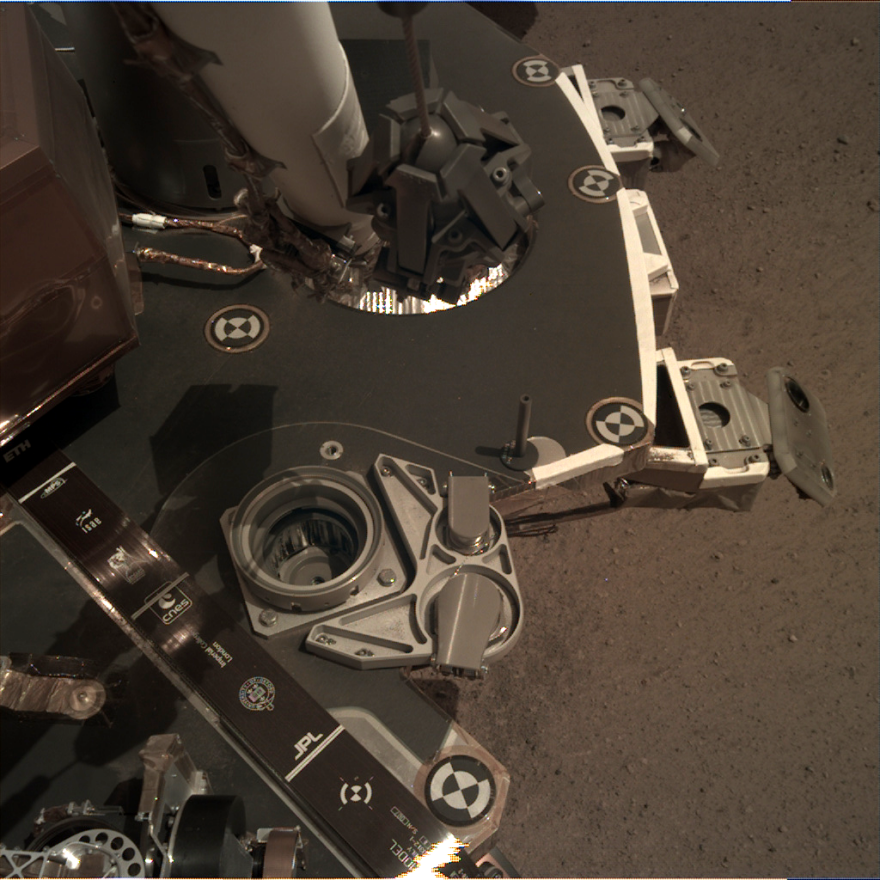 Νέο «άλμπουμ» από τον πλανήτη Άρη έστειλε το InSight: Είστε όλοι επίτιμοι Αρειανοί