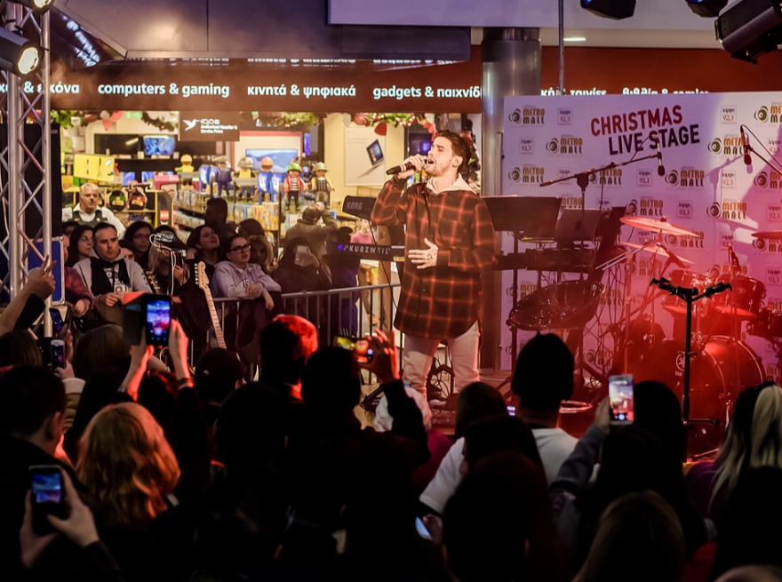 Christmas Live Stage με Στέλιο Ρόκκο και Αναστάσιο Ράμμο