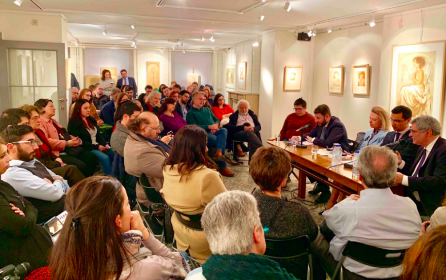 Βιβλίο για τα βασανιστήρια από το καθεστώς Μαδούρο έγραψε ο Ιάσονας Πιπίνης