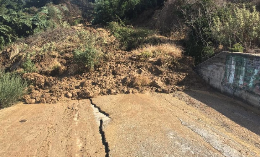 Φωτογραφίες: Μεγάλη κατολίσθηση στο Καλέντζι Αχαΐας