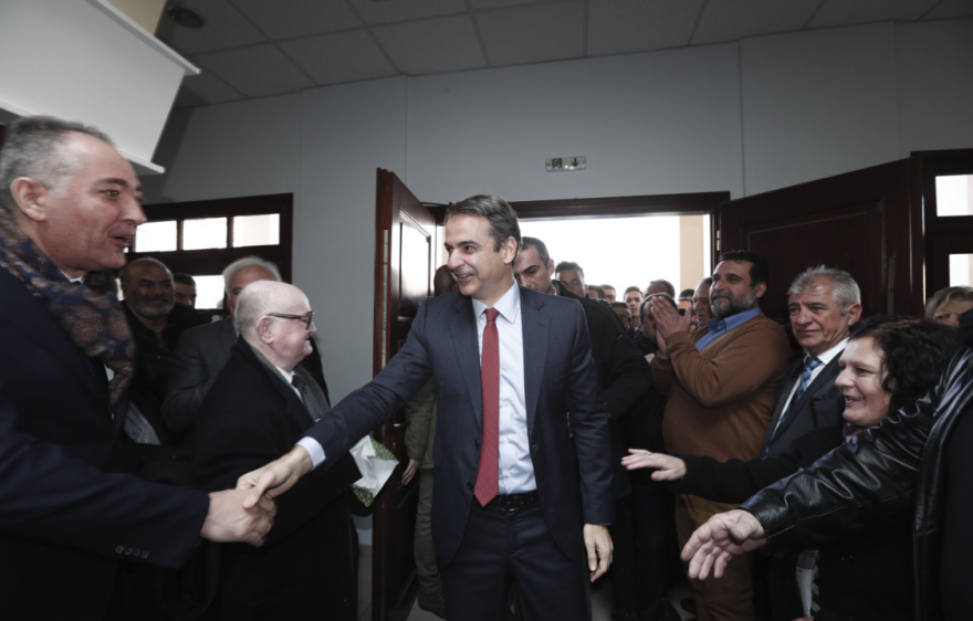 Θερμή υποδοχή Μητσοτάκη στην Κοζάνη: Σ' ευχαριστούμε γι' αυτά που έκανες για τη Μακεδονία