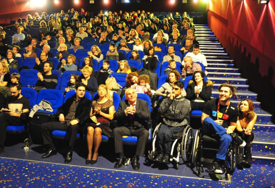  Σύλλογος «Ιωνάς- Τμήμα Θεραπευτικής Αγωγής ΑμεΑ»: Έκοψαν την πρωτοχρονιάτικη πίτα