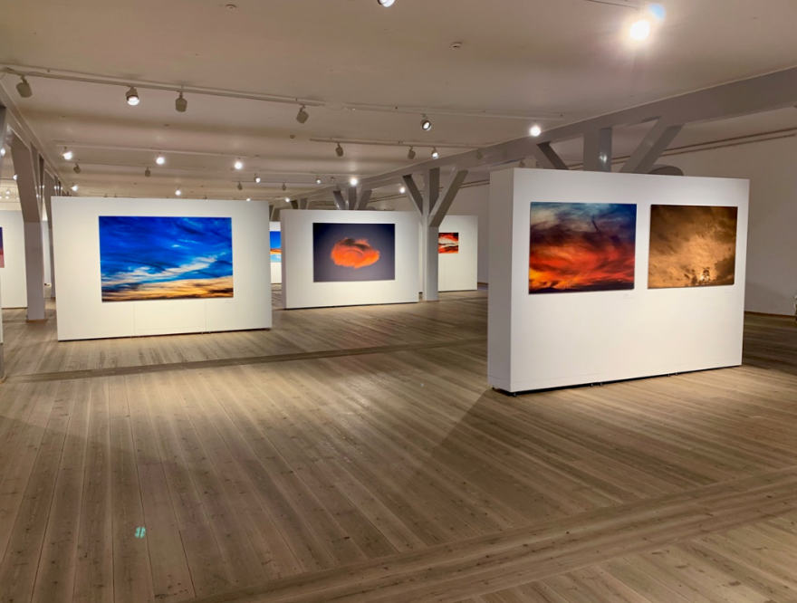 «Celestial Choreography»: Η ατομική έκθεση φωτογραφίας του πρίγκιπα Νικόλαου στη Δανία 