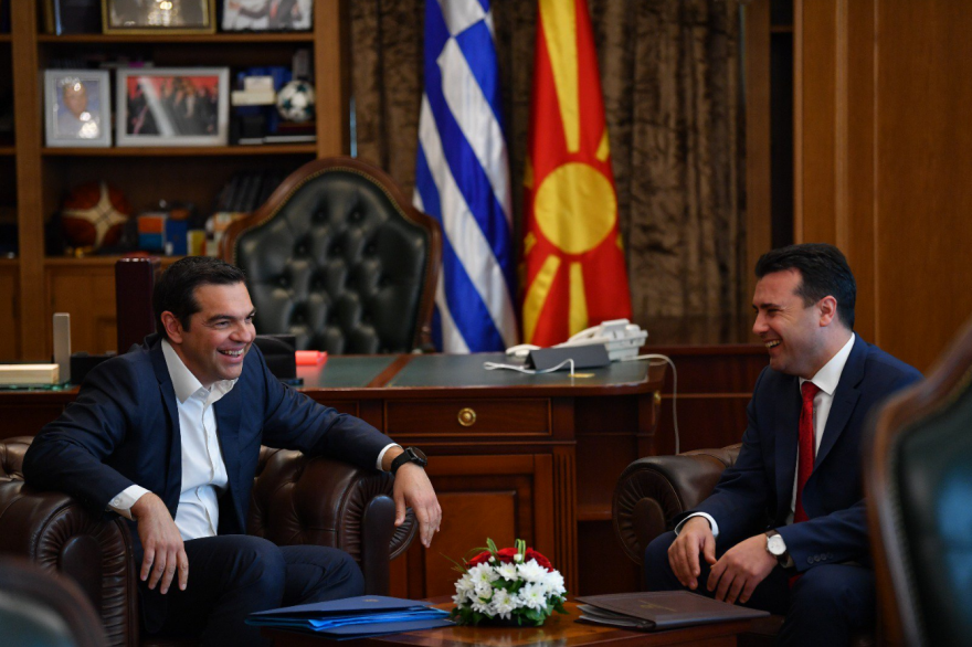 Συνάντηση Τσίπρα – Ζάεφ: H selfie, οι αγκαλιές και το... boyfriend