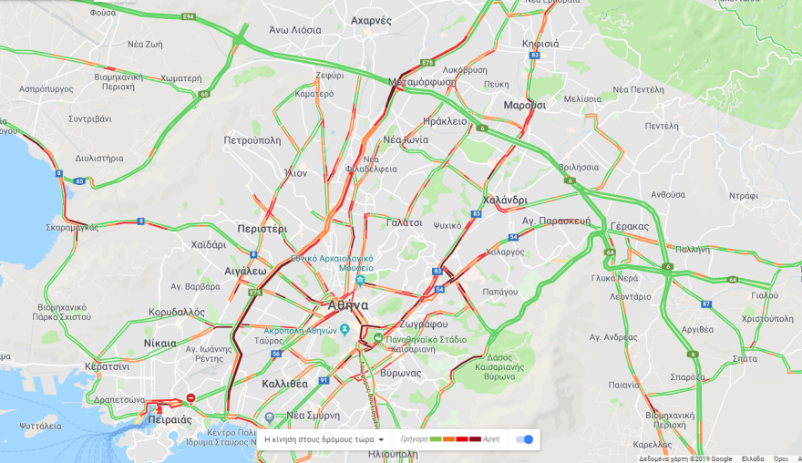 Κίνηση τώρα: Μποτιλιάρισμα στους δρόμους από τις ισχυρές καταιγίδες 