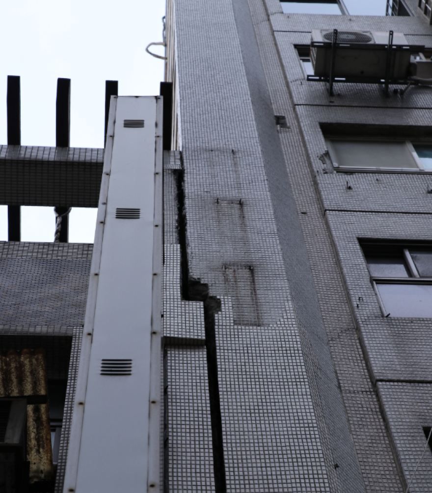 Σεισμός στην Ταϊβάν: Βίντεο που «κόβουν» την ανάσα - «Σκίστηκε» στα δύο ουρανοξύστης από τα 6,1 Ρίχτερ