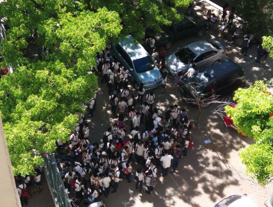 Νέος σεισμός 6,4 Ρίχτερ στις Φιλιππίνες: Άνοιξαν στα δύο οι δρόμοι - Δείτε βίντεο και φωτογραφίες  