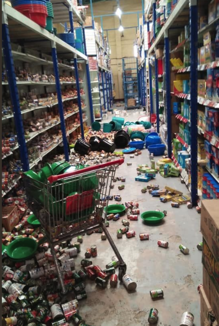 Νέος σεισμός 6,4 Ρίχτερ στις Φιλιππίνες: Άνοιξαν στα δύο οι δρόμοι - Δείτε βίντεο και φωτογραφίες  