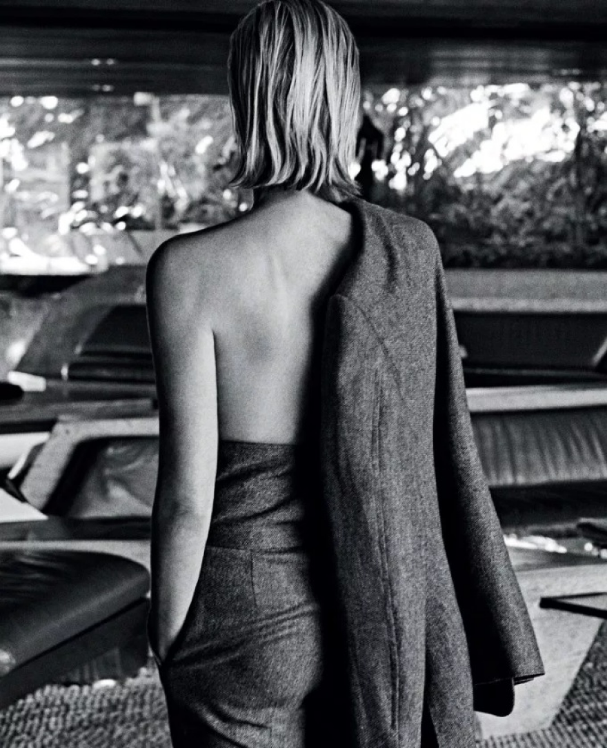 H Σάρον Στόουν στη Vogue: Ποζάρει γυμνή και έχει ακόμα το «Βασικό Ένστικτο»