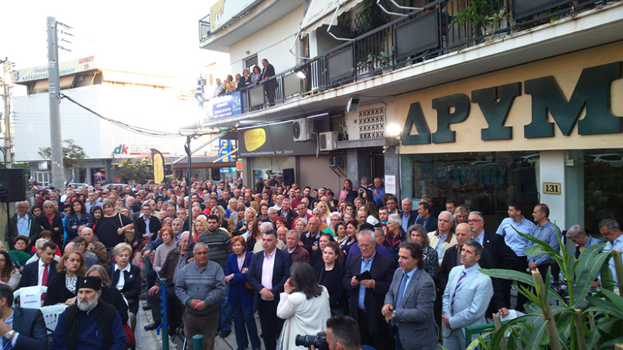 O Γιάννης Καλλιάνος εγκαινίασε το πολιτικό του γραφείο
