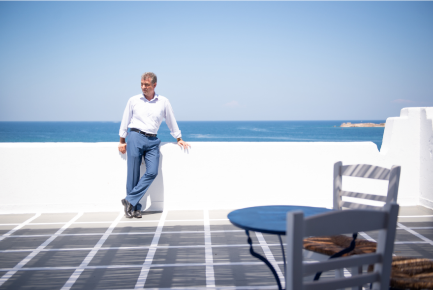 Η Πάρος μαγνητίζει τους τουρίστες