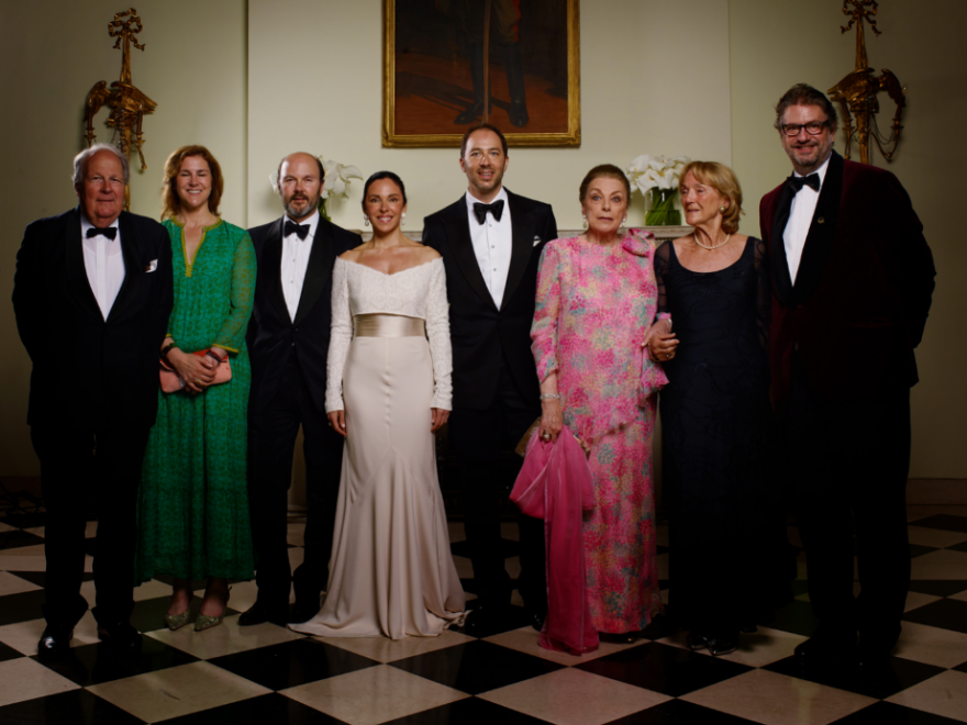 Φωτογραφίες: Πριγκιπικός γάμος στη Σερβία - Ποιοι Έλληνες ήταν εκεί 