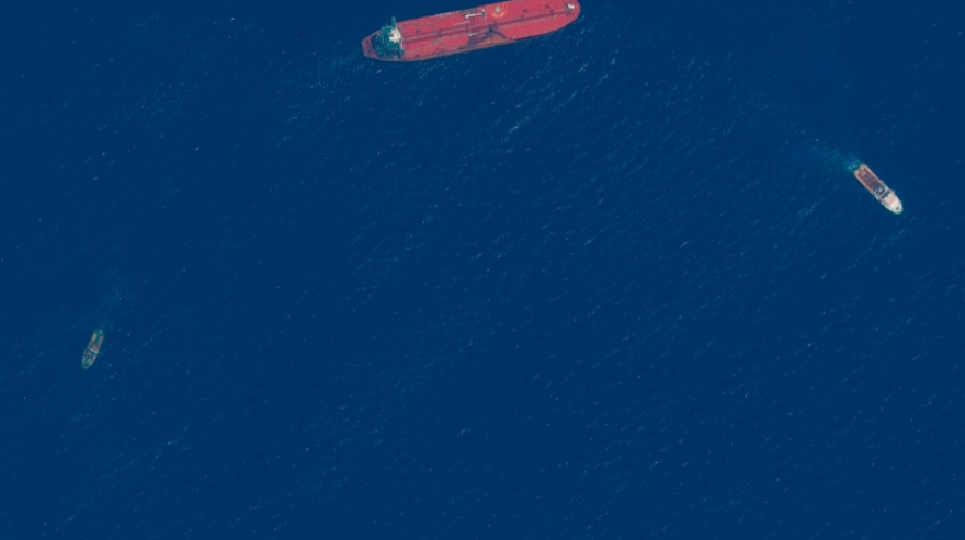 Επιθέσεις στον κόλπο του Ομάν: Νέες φωτογραφίες από το Πεντάγωνο για την εμπλοκή του Ιράν