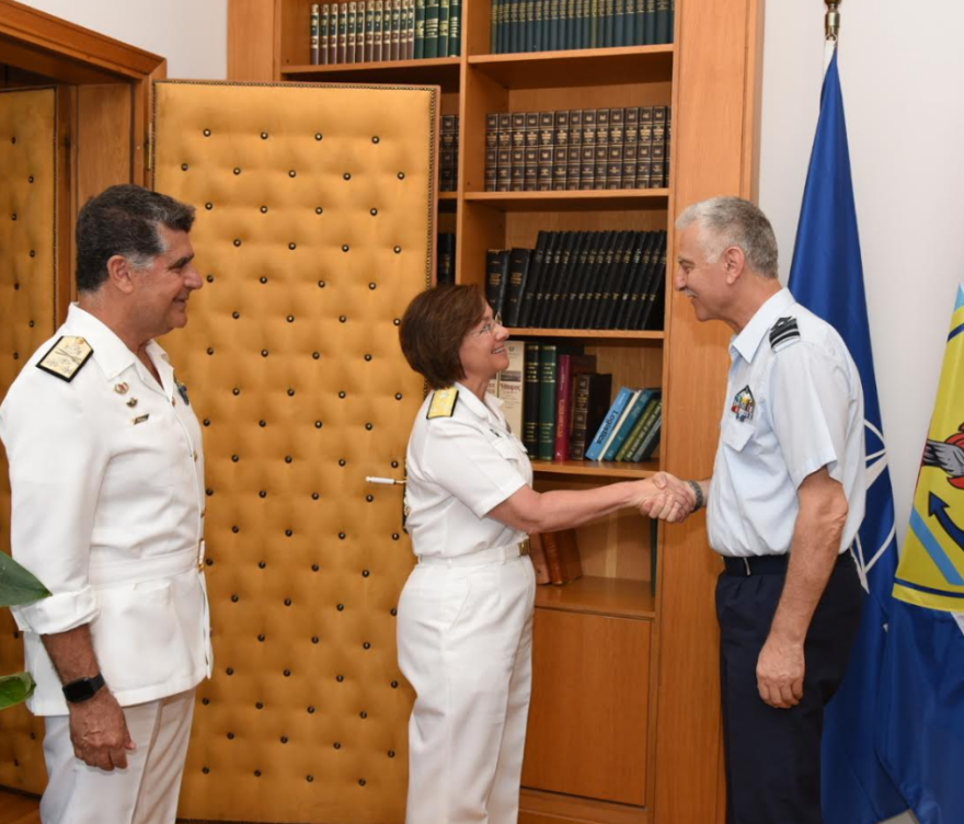 Στην Ελλάδα η διοικητής του 6ου Στόλου των ΗΠΑ 