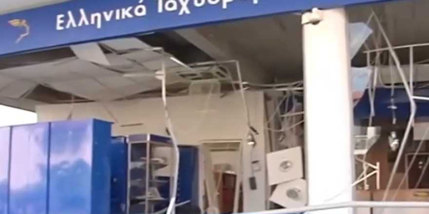 Κερατέα: Έκρηξη σε ΑΤΜ διέλυσε υποκατάστημα των ΕΛΤΑ