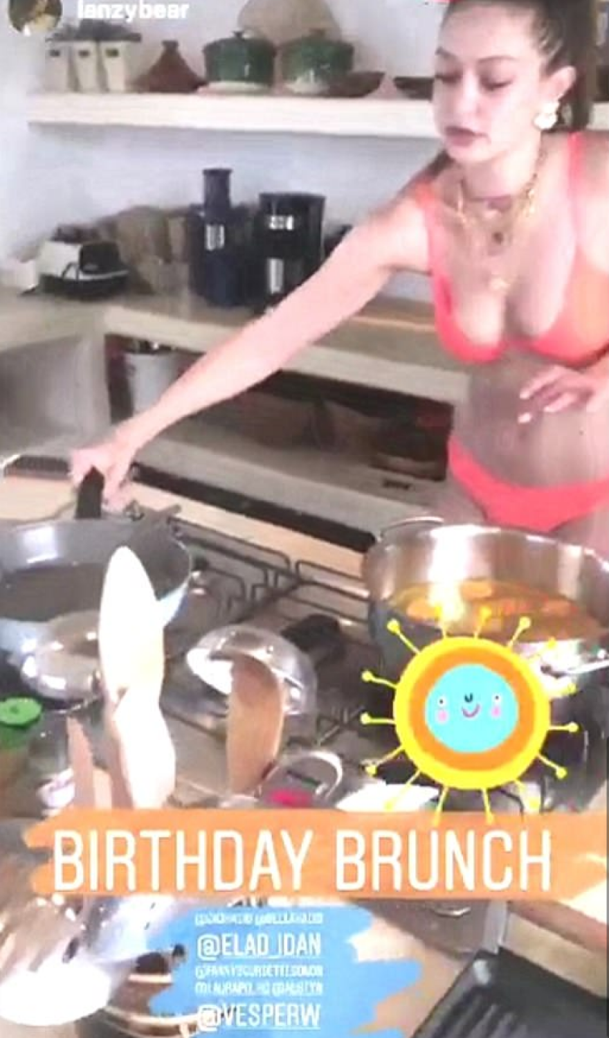 Στην Ελλάδα η καλλονή Gigi Hadid: Ποζάρει στο Ιnstagram με μπραζίλιαν μαγιό 