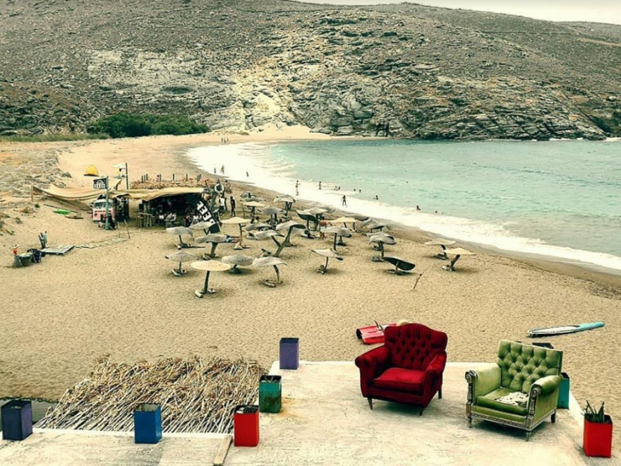 Τήνος: Στη δικαιοσύνη η δασκάλα που έπεσε από την διάσημη πολυθρόνα 