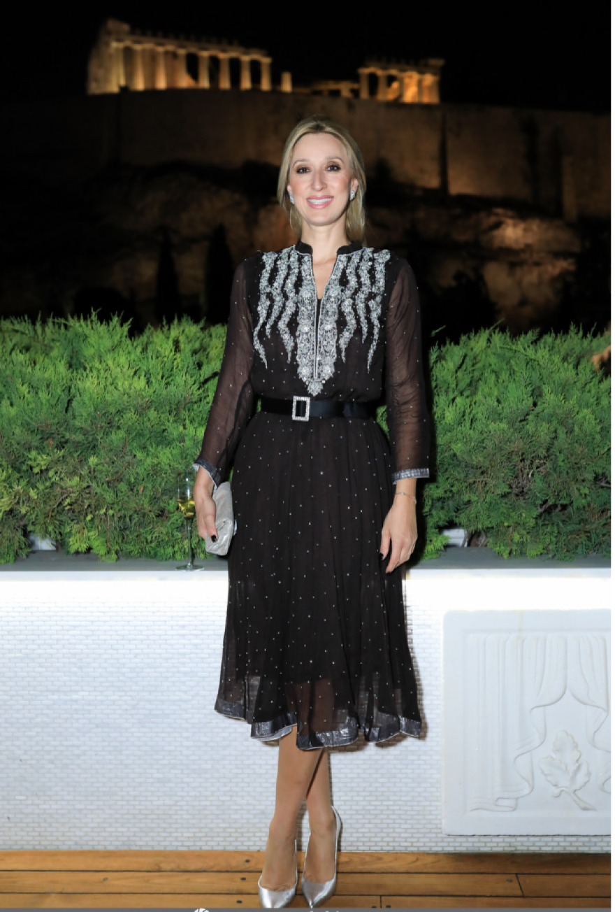 Φωτογραφίες: Λαμπερό prive πάρτι για την ομορφιά με διάσημους καλεσμένους  