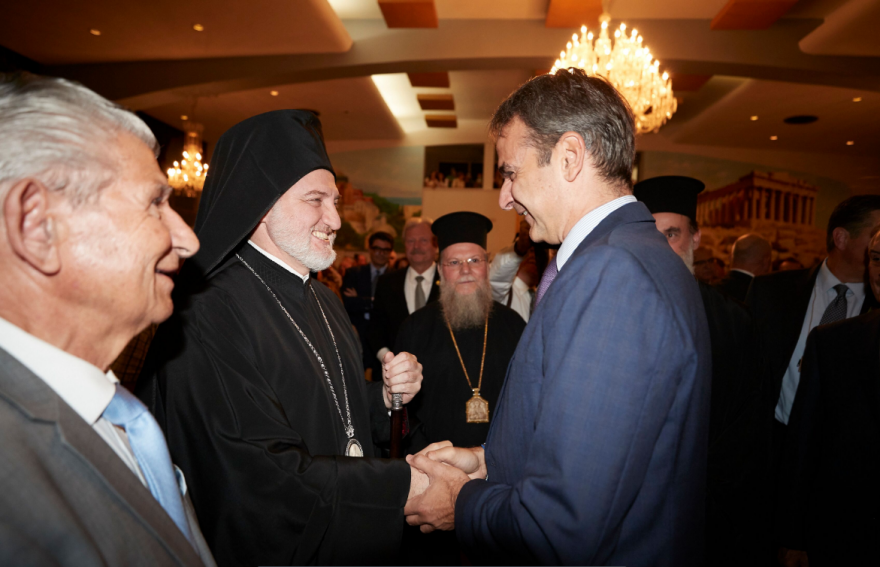 Μητσοτάκης στην Αστόρια: «Το 2023 επιτέλους θα ψηφίσετε από το μόνιμο τόπο διαμονής σας»