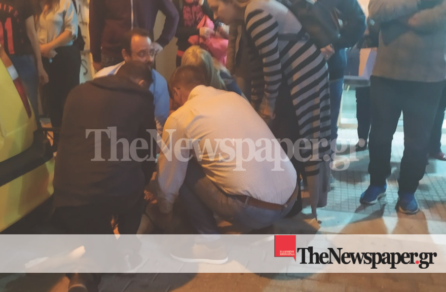 Βόλος: Ο βουλευτής της ΝΔ Κώστας Μαραβέγιας έδωσε τις πρώτες βοήθειες σε γυναίκα με καρδιακή προσβολή