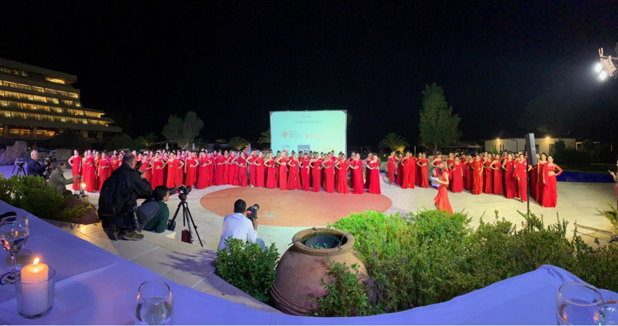 Mrs India Worldwide 2019: Δείτε φωτογραφίες από τις «κόκκινες» καλλονές 