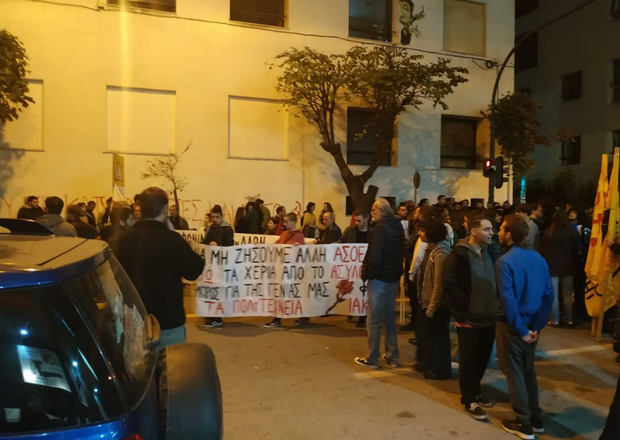 Πολυτεχνείο: Μικροεπεισόδια σε βάρος βουλευτών και στελεχών του ΣΥΡΙΖΑ στον Βόλο